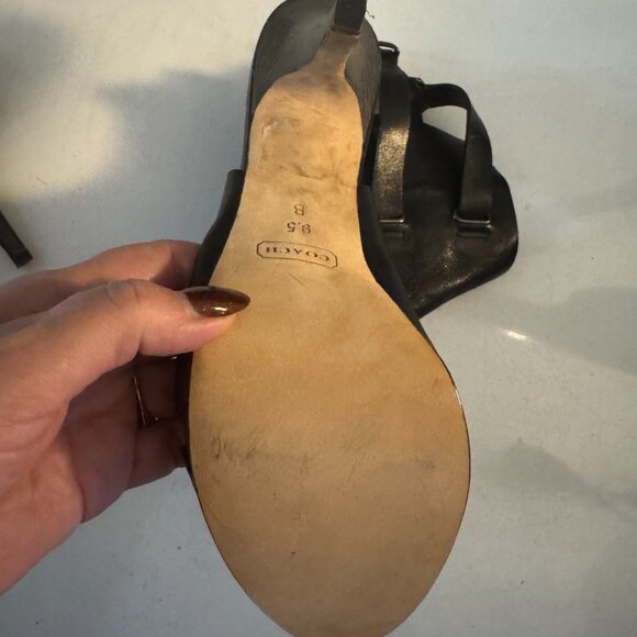 Coach leather heels **NEW** - Picture 6 of 8